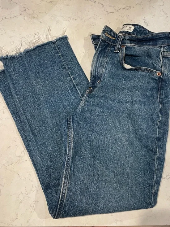 Abercrombie & Fitch High Rise 90s Relaxed Raw Hem Jean Curve Love - Picture 3 of 4